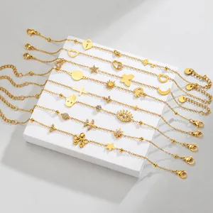 Bracelet à Breloques Multi-éléments en Acier Inoxydable Plaqué Or 18K pour Femmes Main de Fatma Œil de Maléfique Cœur Lune Papillon Bijoux