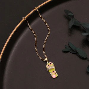 Evil eye slipper hanger ketting met groen emaille en micro-pave zirkonia in goud