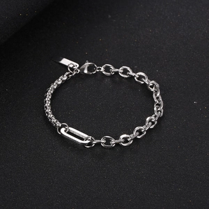 Unisex-Armband aus Edelstahl mit asymmetrischer Kette und rechteckigem Anhänger