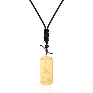 Collier avec pendentif rectangulaire signe du Rat en acier inoxydable doré et cordon