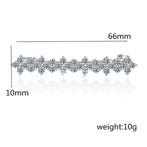 Vue détaillée d'une pince à cheveux en zircone de 66mm x 10mm avec mesures et poids