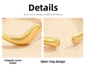 Nahaufnahme des unregelmäßigen goldene Wellenrings mit verstellbarem offenem Band