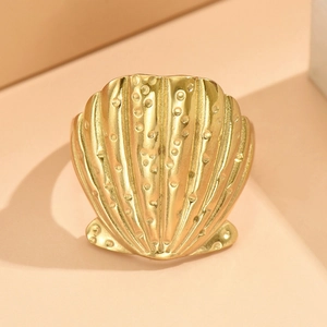 Goldener strukturierter Muschel-Ring aus Edelstahl für Strand- und Urlaubs-Schmuck