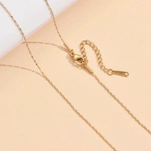 18K gold plated stainless steel star necklace featuring lobster clasp and extension chain