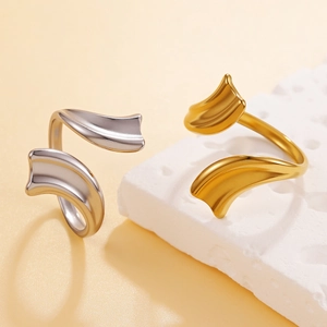 Bague Ouverte à Vagues Plissées en Acier Inoxydable Vintage pour Femmes Design d'Aile Abstraite Réglable Personnalisé Bijoux de Mode