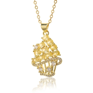 Elegante Halskette mit Eiskrem-Anhänger aus Gold mit gelben Steinen und Kristallen