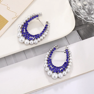 Chic silver geometric C-shaped earrings with navy blue rhinestones and white pearls
