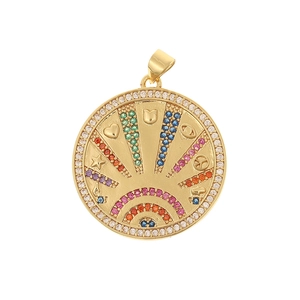 Ciondolo rotondo geometrico dorato con zirconi colorati e simboli di cuore e stella