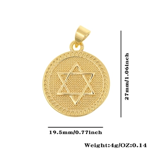 Detailansicht des goldenen Hexagramm-Anhängers mit Maßen 27 mm Höhe und 19,5 mm Breite
