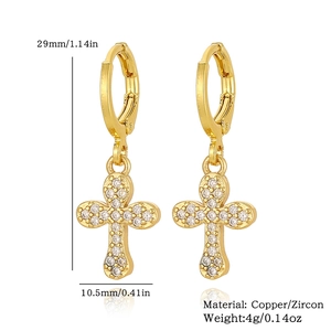 Détails des boucles d'oreilles croix en cuivre doré avec zircon blanc, dimensions et poids