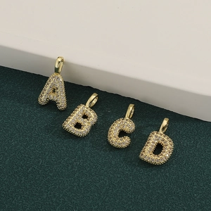Lot de pendentifs lettres A B C D dorés sertis de zircons pour création bijoux
