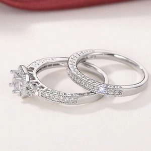 Gros plan détaillé d'un ensemble de bagues de mariage serti de pavés étincelants