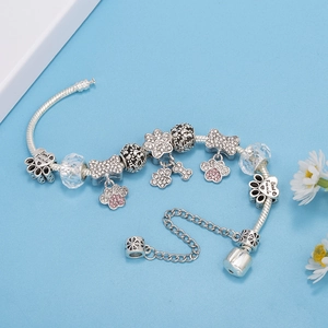 Zilveren S925 bedelarmband met poot- en botbedels, kristallen kralen, Best Friends thema