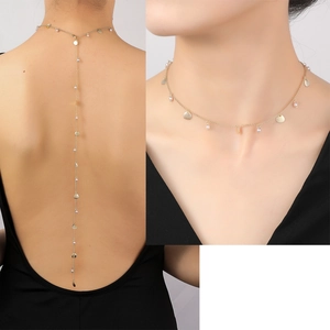 Collar de espalda chapado en oro de 14K con colgante de mariposa y perlas pequeñas