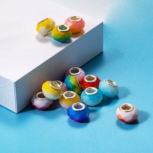 Bunte facettierte Harzperlen mit großem Loch und Metallkern für DIY-Schmuck und Armbänder