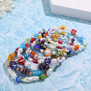 Conjunto de pulseras de cuentas de vidrio de colores y perlas barrocas estilo Y2K