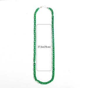 Detail of 70cm green acrylic link eyewear chain with non-slip silicone loops