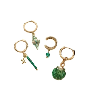 Set di orecchini bohémien a tema oceano con conchiglie e stelle marine in oro e verde