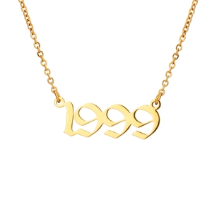 Collier en acier inoxydable doré avec pendentif année 1999 en police gothique