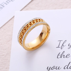 Goldener Edelstahl-Ring mit drehbarer Kette und zweireihigem funkelndem Kristallbesatz