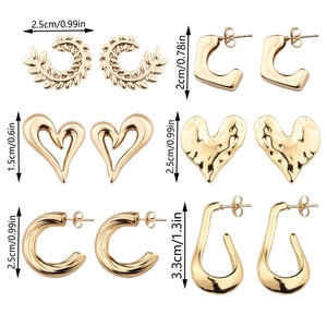 Set aus 6 Paar goldenen geometrischen Edelstahl-Ohrringen mit Größenangaben