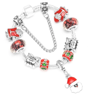 Christmas Charm Bracelet Alloy Enamel Santa Claus Christmas Tree Pendants Snake Bone Chain Best Friends Fashion Jewelry Women Gift