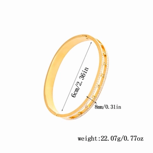 Dimensioni dettagliate del bracciale in acciaio titanio dorato con zirconi e design cavo