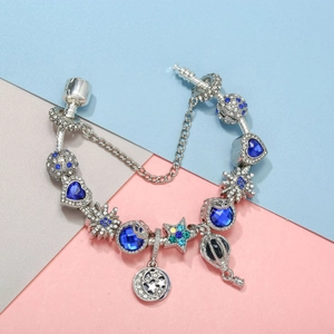 Ασημένιο βραχιόλι με μπλε στρας, καρδιά και μενταγιόν αερόστατου με αστέρια