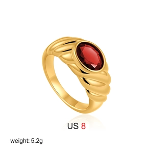 Vintage 18K gold croissant ring with oval ruby and US 8 size weight 5.2g details