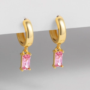 Elegantes pendientes de plata S925 bañados en oro 14K con circonitas rosas rectangulares