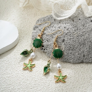 Boucles d'oreilles bohèmes en or 14K avec perles et étoiles de mer sur dentelle