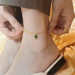 Vintage 18K Gold Plated Titanium Steel Anklet For Women Emerald Green Rectangular Zirconia Pendant Luxury Foot Jewelry
