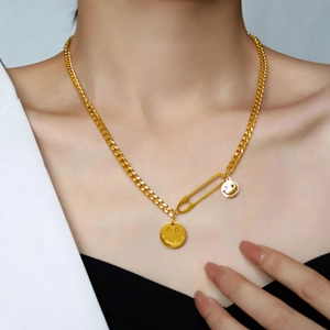 Gold-plated Cuban chain necklace with smile pendants and paperclip detail for women