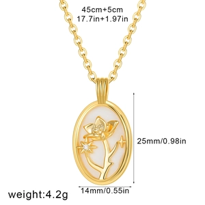 Vue détaillée du pendentif floral en or 18 carats avec dimensions et poids indiqués