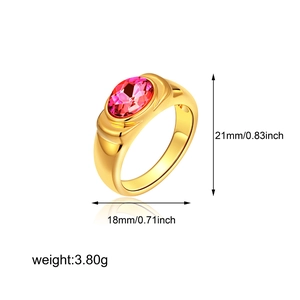 Detailed view of an 18K gold ring with a pink oval gemstone and precise measurements