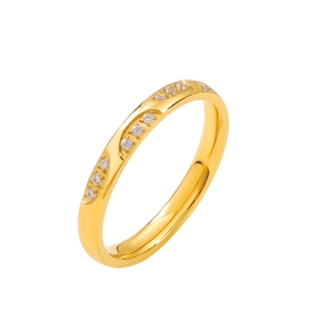 Luxe gouden titanium stalen ring met onregelmatige gebogen randen en diamantzetting