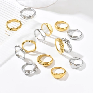 Anelli minimalisti impilabili in acciaio inossidabile con superficie larga, oro e argento