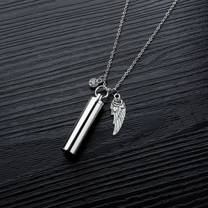 Stainless Steel Cylinder Urn Necklace For Ashes Memorial Jewelry Capsule Pendant With Angel Wing Rhinestone Charm For Women Men