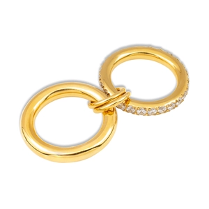 Pendientes de doble círculo entrelazado bañados en oro de 18k con pavé de circonitas brillantes