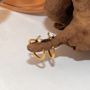Boucles d'oreilles minimalistes en acier inoxydable doré en U avec pierres de zircone
