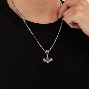 Collier avec pendentif Marteau de Thor Mjolnir vintage pour homme en acier inoxydable