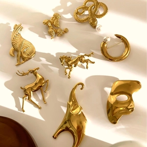 Minimalist Stainless Steel Animal Brooch For Women Vintage Gold Silver Color Artistic Elephant Deer Shape Brooch Pin Jewelry Gift