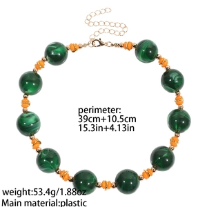 Grote groene marmeren kralenketting met oranje schijven en lengte specificaties