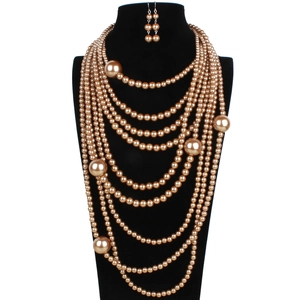 Élégante parure collier de perles multicouche doré champagne et boucles d'oreilles