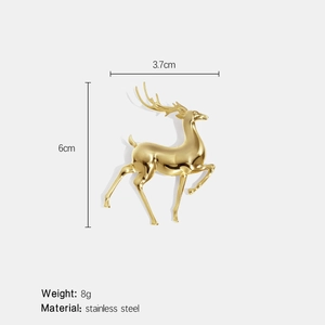 Broche cerf dorée en acier inoxydable avec silhouette de 6 cm et fini poli