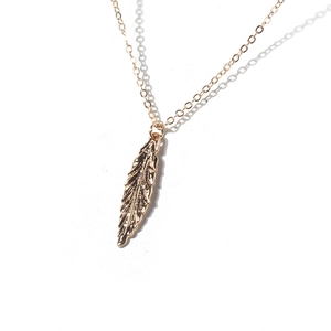 Collana con Pendente a Forma di Foglia Fiore Uccello in Lega con Strass per Donna Gioielli Bohémien Placcati Oro Rosa Oro per Festa