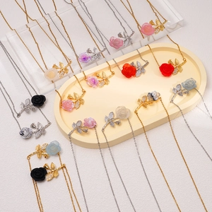 Elegante Kupfer Rosenblüte Anhänger Halskette Für Damen Luxus Strass Eingelegt Schlüsselbeinkette Mode Schmuck Geschenk
