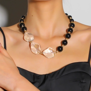 Collana Audace in Cristallo Trasparente con Perline Moda Resina Nera Girocollo Gioielli per Donna Festa Banchetto