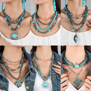 Collana Multistrato in Turchese Bohémien per Donna Collana con Pendente Stratificato Etnico Vintage Farfalla Cactus Luna Sole Gioielli