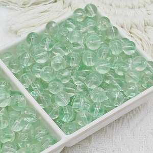 Macro de perles en verre vert clair de 6-10 mm pour la création de bijoux DIY